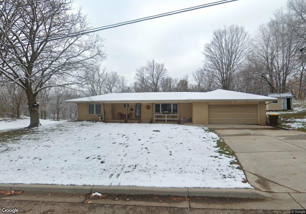 510 Allen St, Ionia, MI 48846 - photo 1