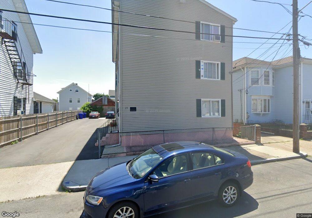 29 Lilac St, Pawtucket, RI 02860 - photo 1