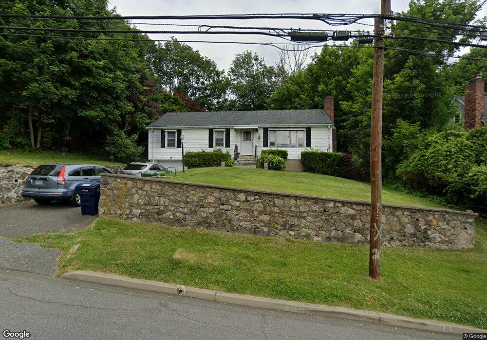 116 Davis Rd, Fairfield, CT 06825 - photo 1