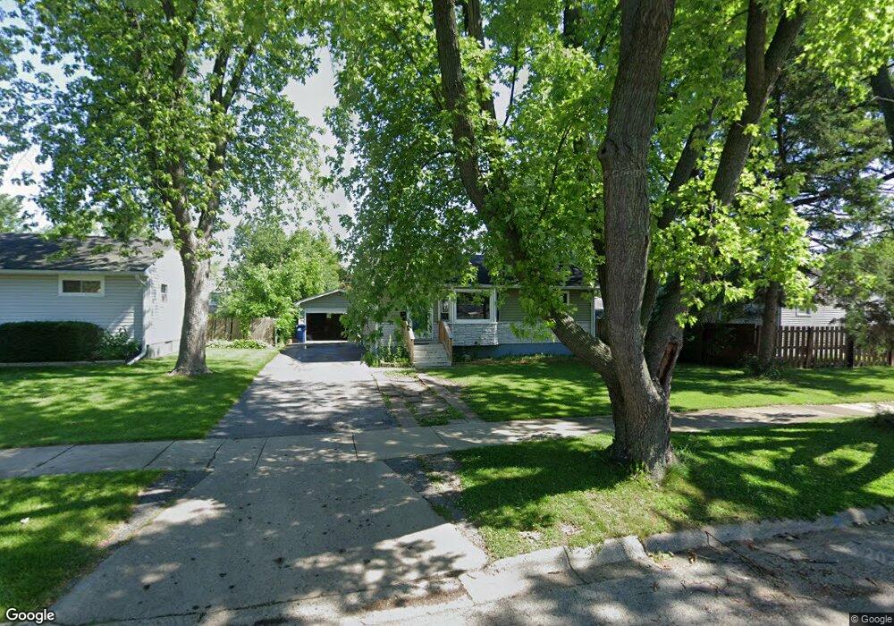 2330 Chinook Rd, Waukegan, IL 60087 - photo 1