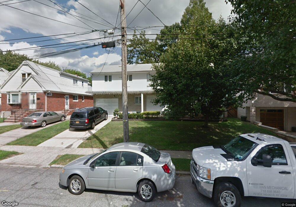 139 Mann Ave, Staten Island, NY 10314 - photo 1