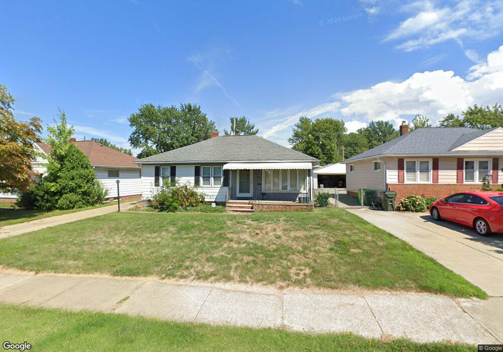 1561 Rush Rd, Wickliffe, OH 44092 - photo 1