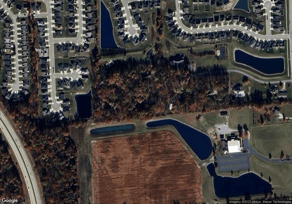 10316 Woodfield Place, Fort Wayne, IN 46835 - photo 1