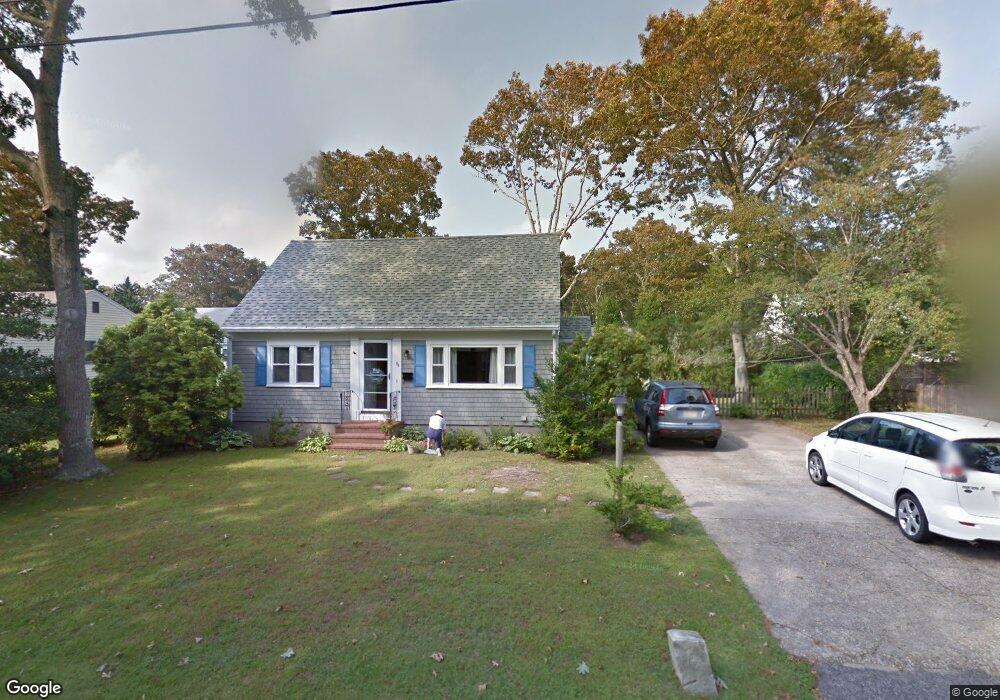 36 Oak St, Teaticket, MA 02536 - photo 1