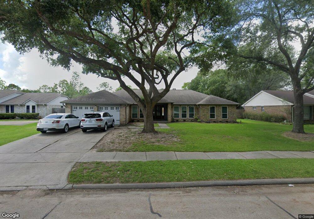 1401 Bayou Oak Dr, Friendswood, TX 77546 - photo 1