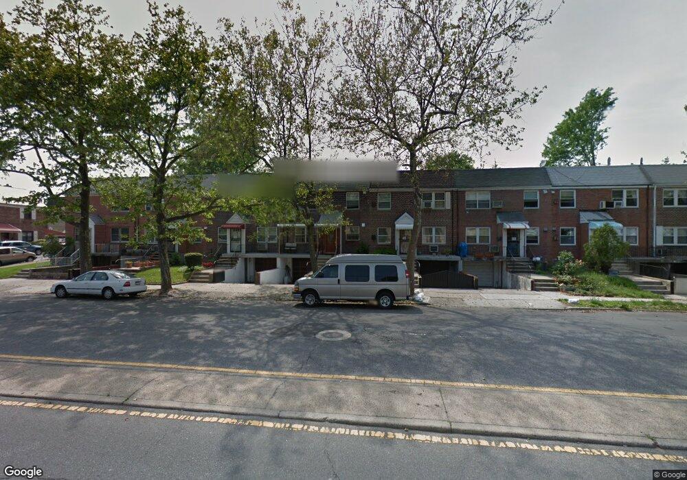 6722 Utopia Pkwy, Fresh Meadows, NY 11365 - photo 1