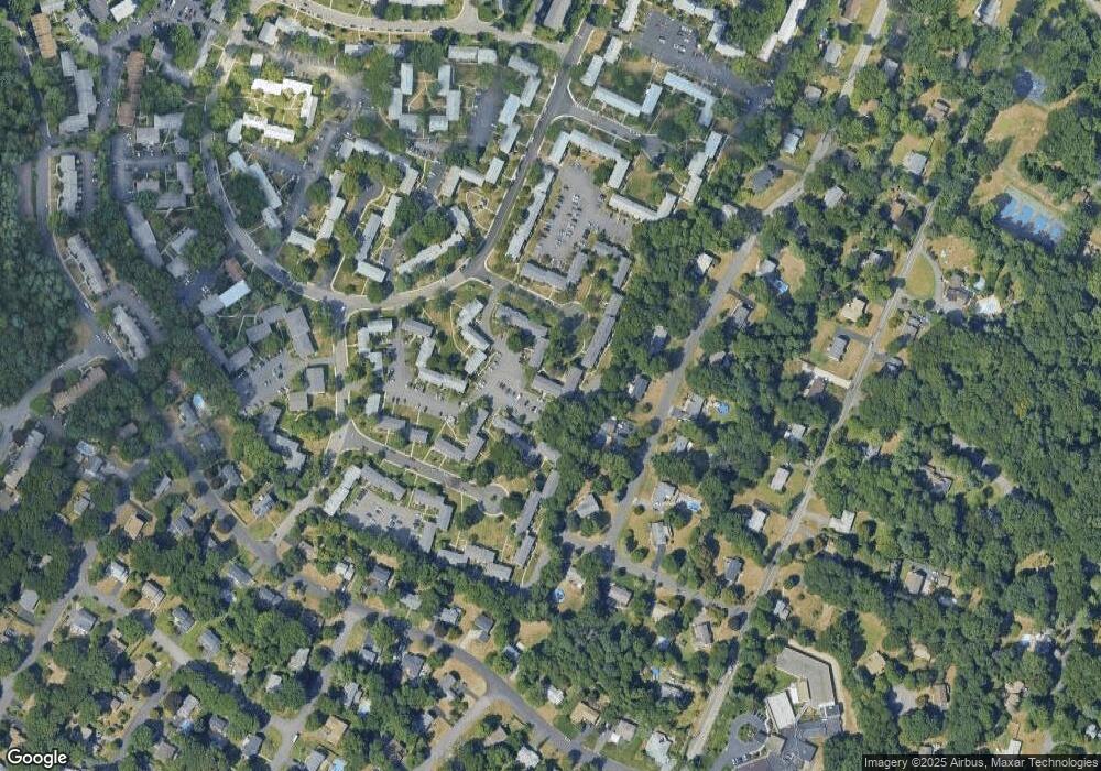 7 Danbury Ct unit 1605, Suffern, NY 10901 - photo 1