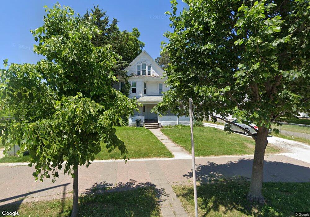 2007 College St, Cedar Falls, IA 50613 - photo 1