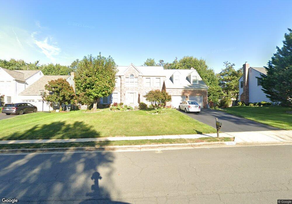 6195 Hidden Canyon Rd, Centreville, VA 20120 - photo 1