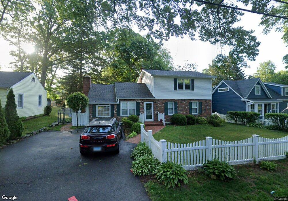 45 Rutz St, Stamford, CT 06906 - photo 1