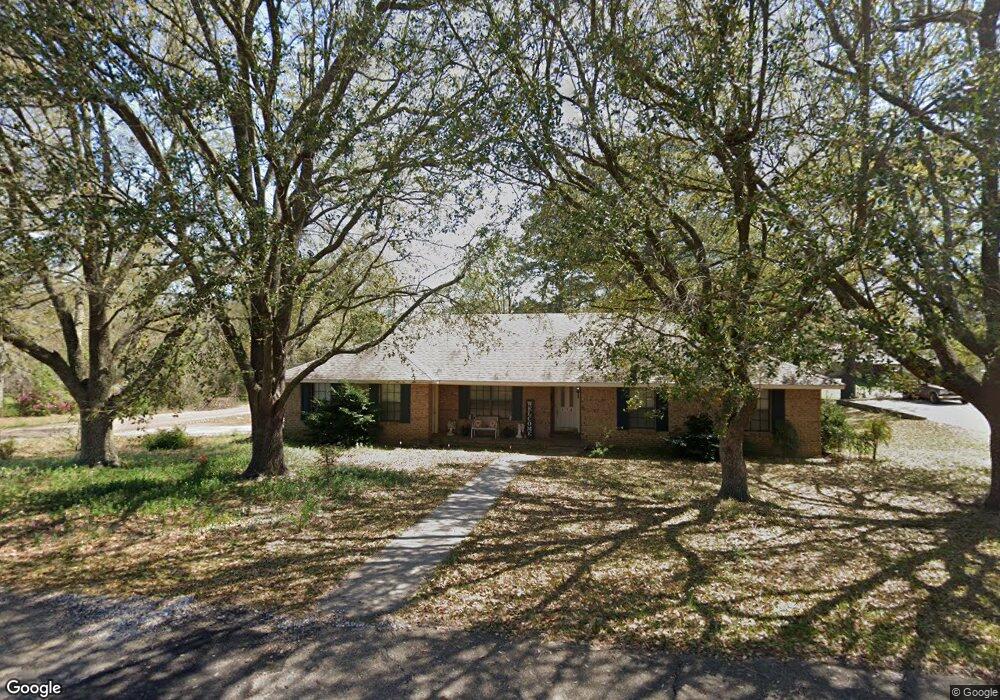 616 Maxine Ave, McComb, MS 39648 - photo 1