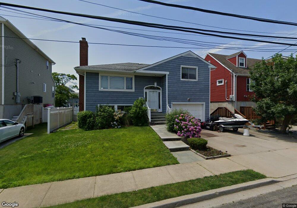 220 Garfield St, Freeport, NY 11520 - photo 1