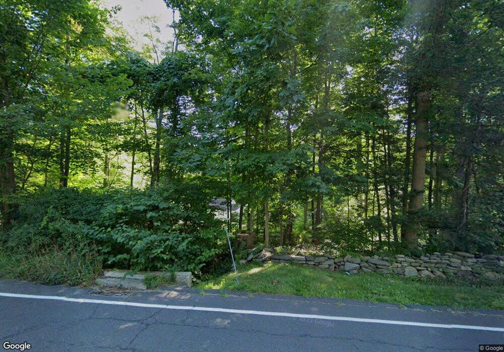 166 Ridgefield Rd, Wilton, CT 06897 - photo 1