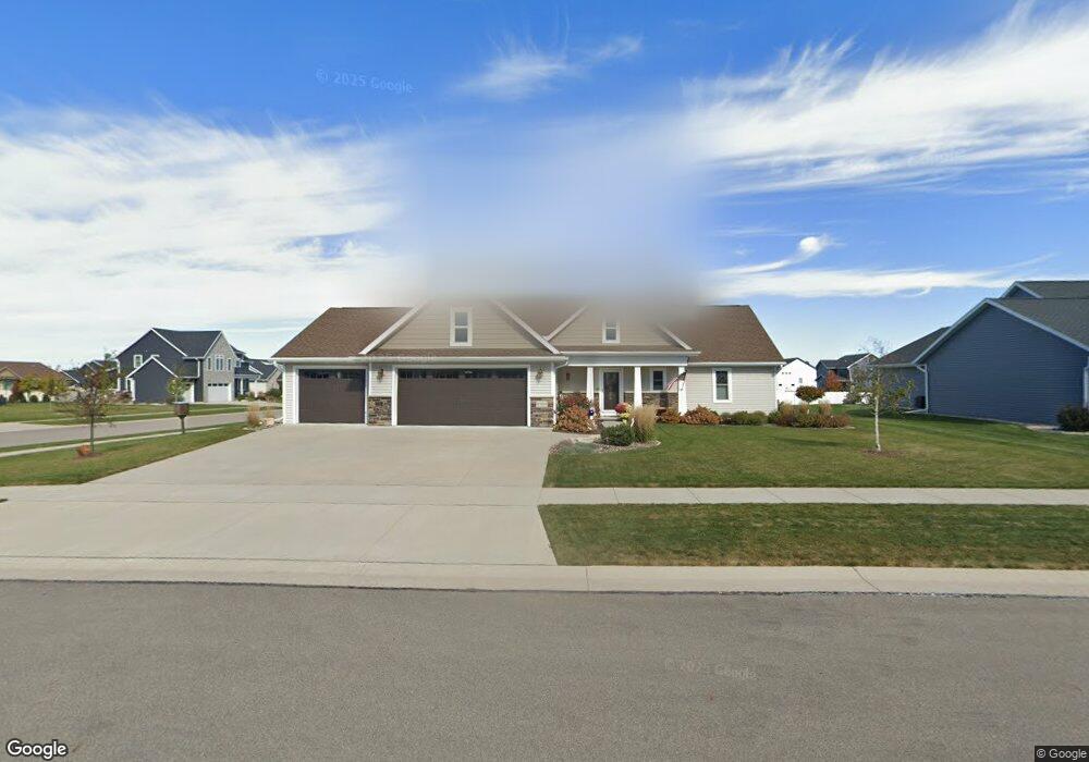 W5644 Jones Way, Appleton, WI 54915 - photo 1