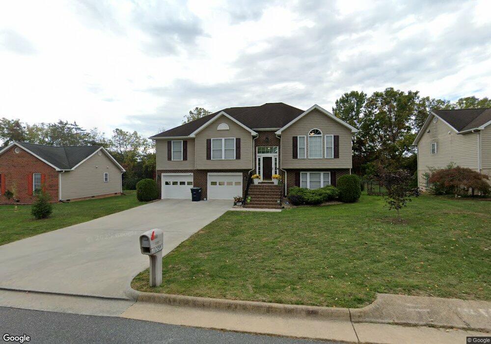 1739 Parklawn Dr, Harrisonburg, VA 22801 - photo 1