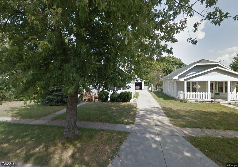 1318 16th St, Port Huron, MI 48060 - photo 1