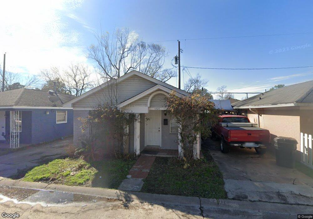 4527 Lelay Cir, Houston, TX 77022 - photo 1