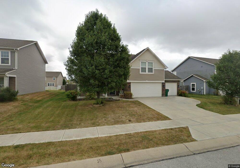 2675 Twinleaf Dr, Plainfield, IN 46168 - photo 1