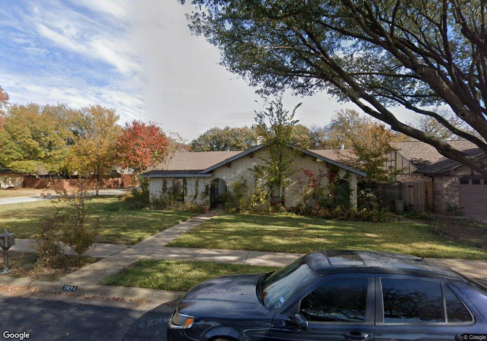 2824 Ridgewood Dr, Hurst, TX 76054 - photo 1