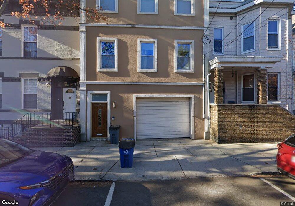 211 Maple St unit 2, Weehawken, NJ 07086 - photo 1