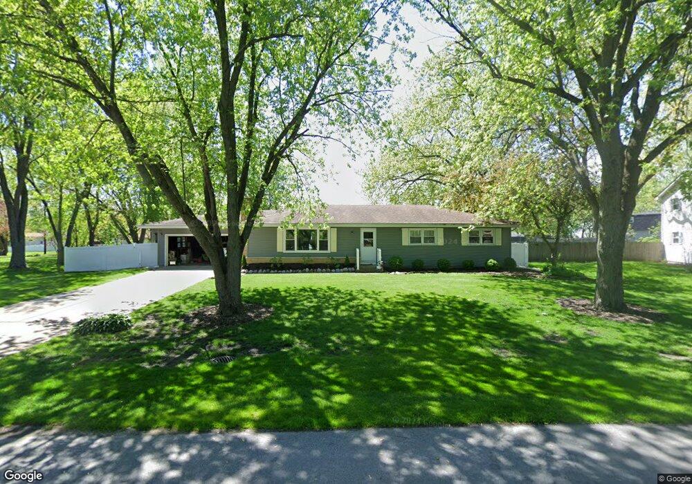 543 Magnolia Dr, Crown Point, IN 46307 - photo 1