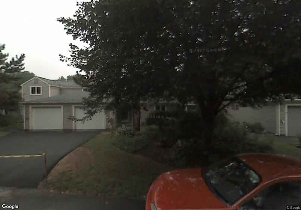 74 Walden Pond Dr, Nashua, NH 03064 - photo 1