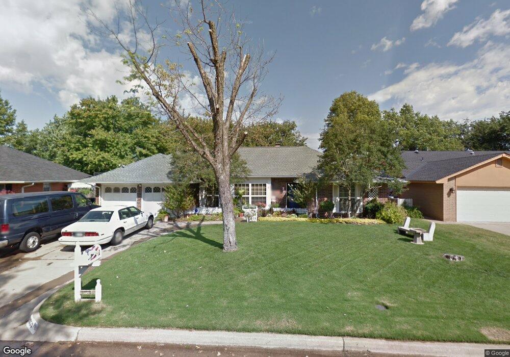 2353 NW 121st St, Oklahoma City, OK 73120 - photo 1