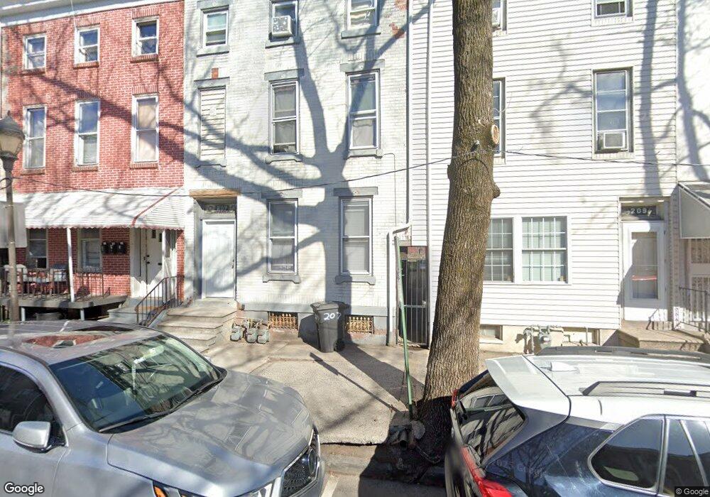 207 S 4th St, Reading, PA 19602 - photo 1