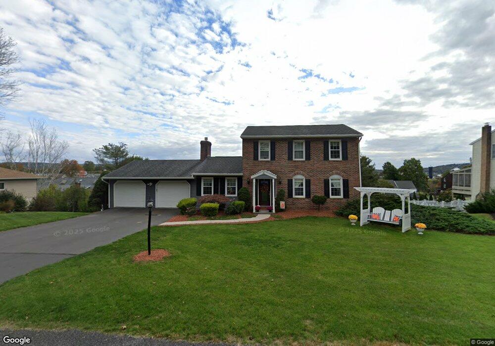 5 Meadowbrook Dr, Selinsgrove, PA 17870 - photo 1