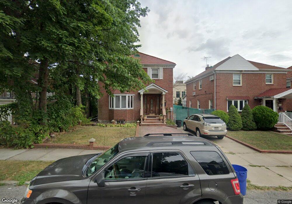 17611 80th Rd, Jamaica, NY 11432 - photo 1