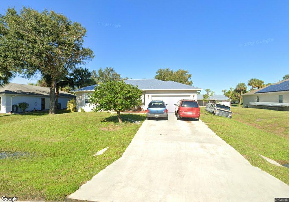 1402 Abbott Ln, Sebastian, FL 32958 - photo 1