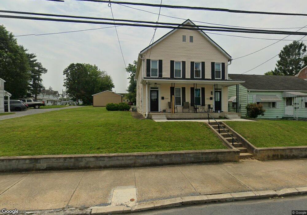 362 E Mckinley St, Chambersburg, PA 17201 - photo 1
