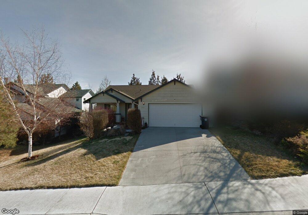 2020 SW 37th St, Redmond, OR 97756 - photo 1