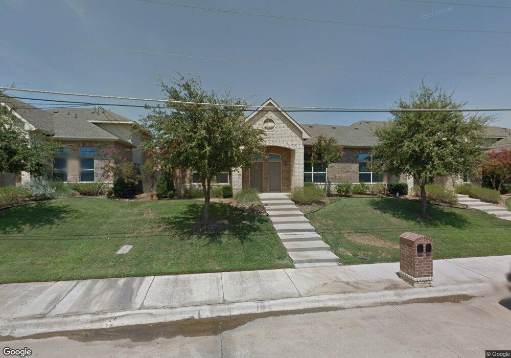 120 SE Dallas St, Grand Prairie, TX 75051 - photo 1