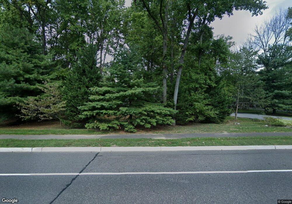 1033 Riverton Rd, Moorestown, NJ 08057 - photo 1