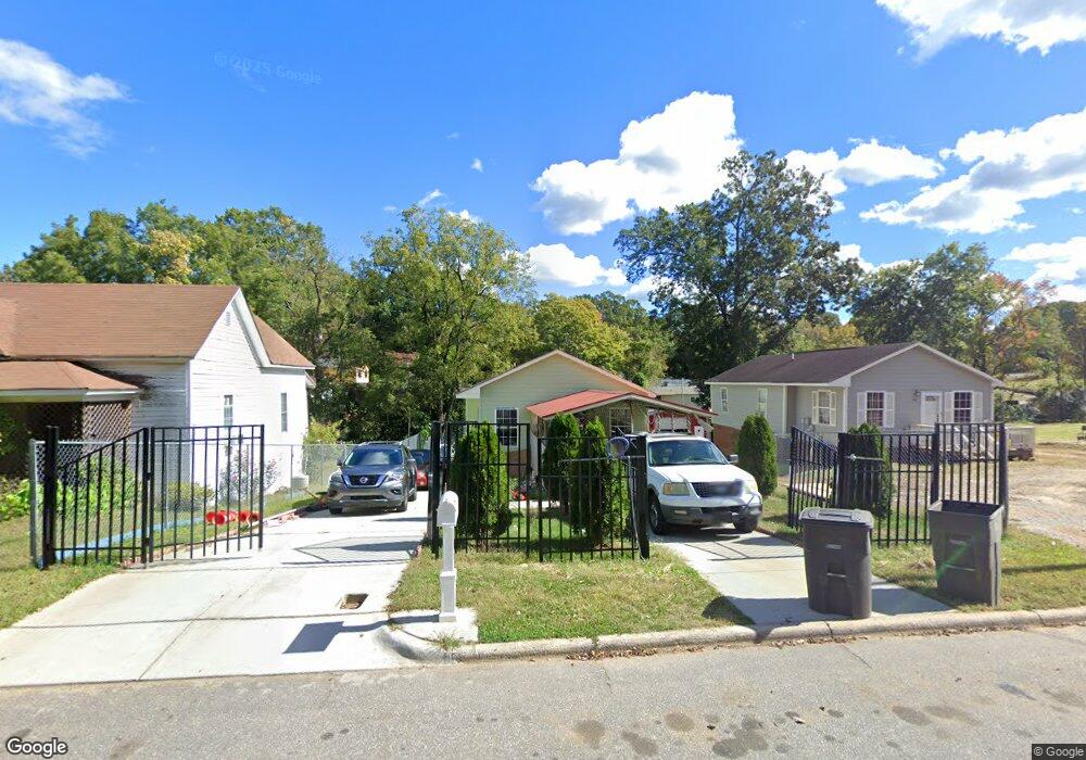 411 Harrison St, Statesville, NC 28677 - photo 1