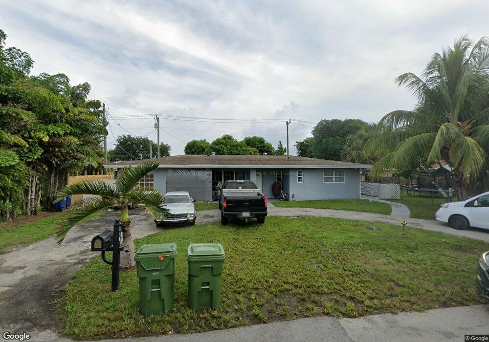 510 SW 9th St, Hallandale Beach, FL 33009 - photo 1