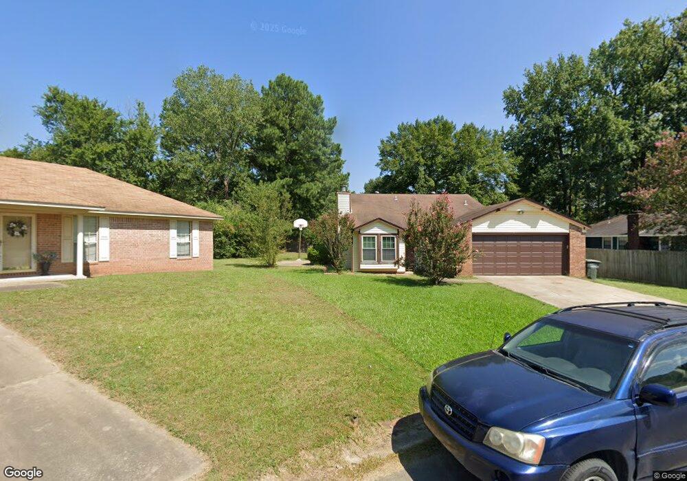 1704 Bryant Cir, Conway, AR 72034 - photo 1