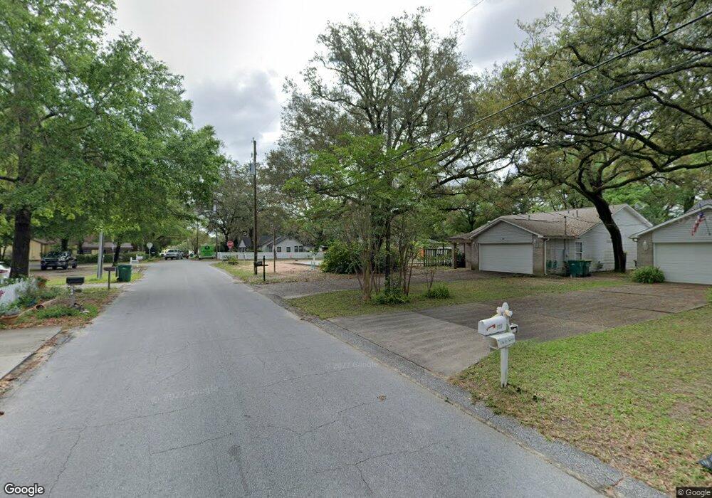 213 Allen St, Niceville, FL 32578 - photo 1