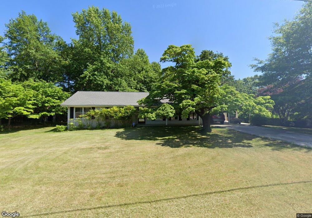 230 Scott Ave, Cornelia, GA 30531 - photo 1