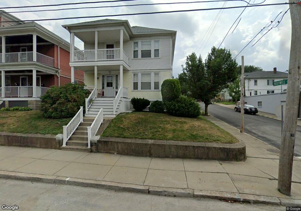 362 Pawtucket Ave, Pawtucket, RI 02860 - photo 1