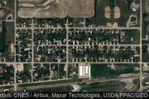 301 3rd St NE, Surrey, ND 58785