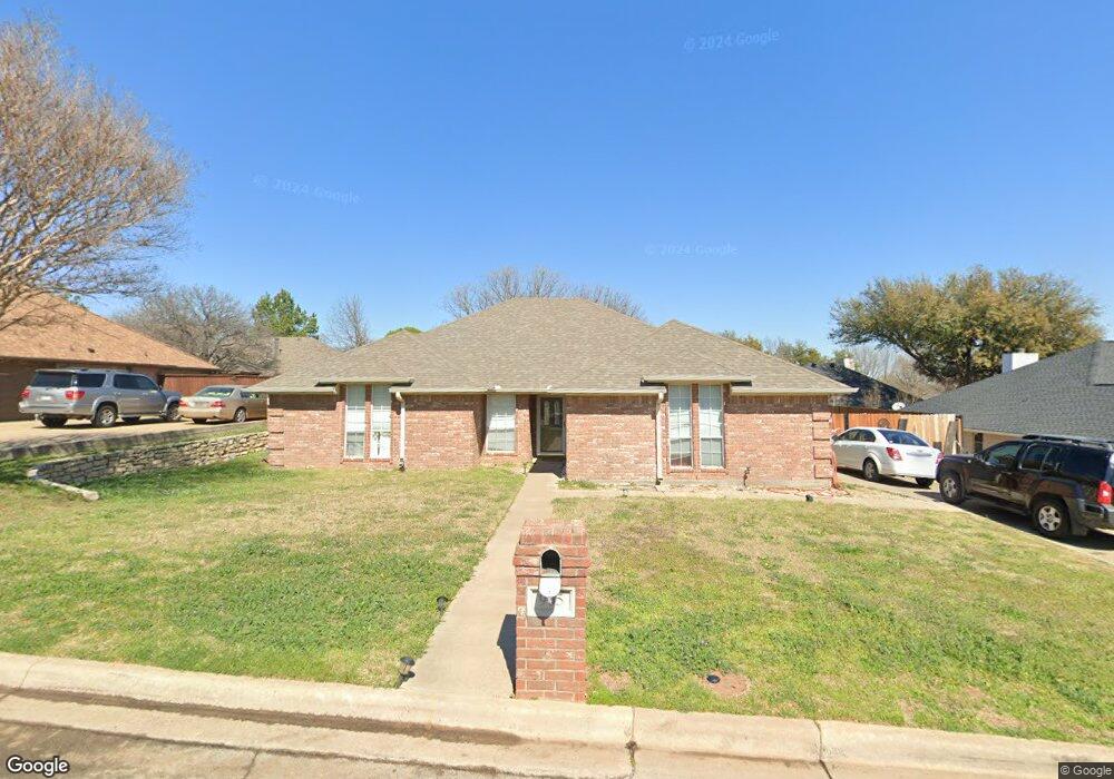 905 Overton Dr, Weatherford, TX 76086 - photo 1