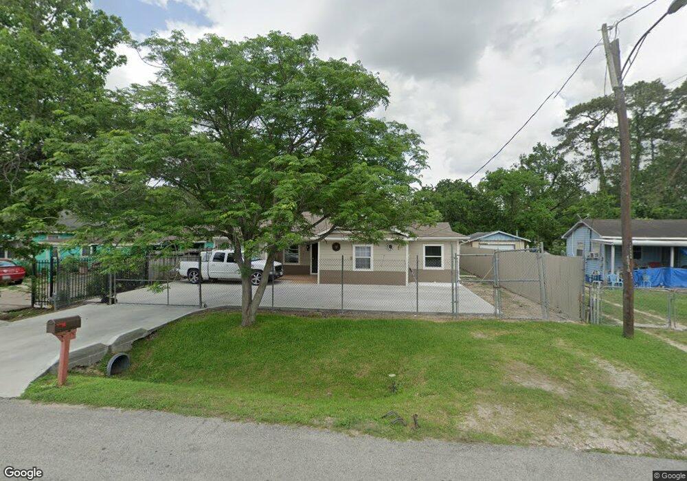 10544 Wicklowe St, Houston, TX 77016 - photo 1