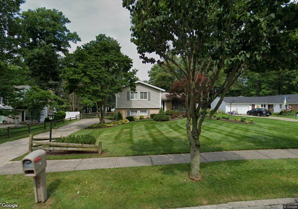 706 Briarcliff Dr, Aurora, OH 44202 - photo 1