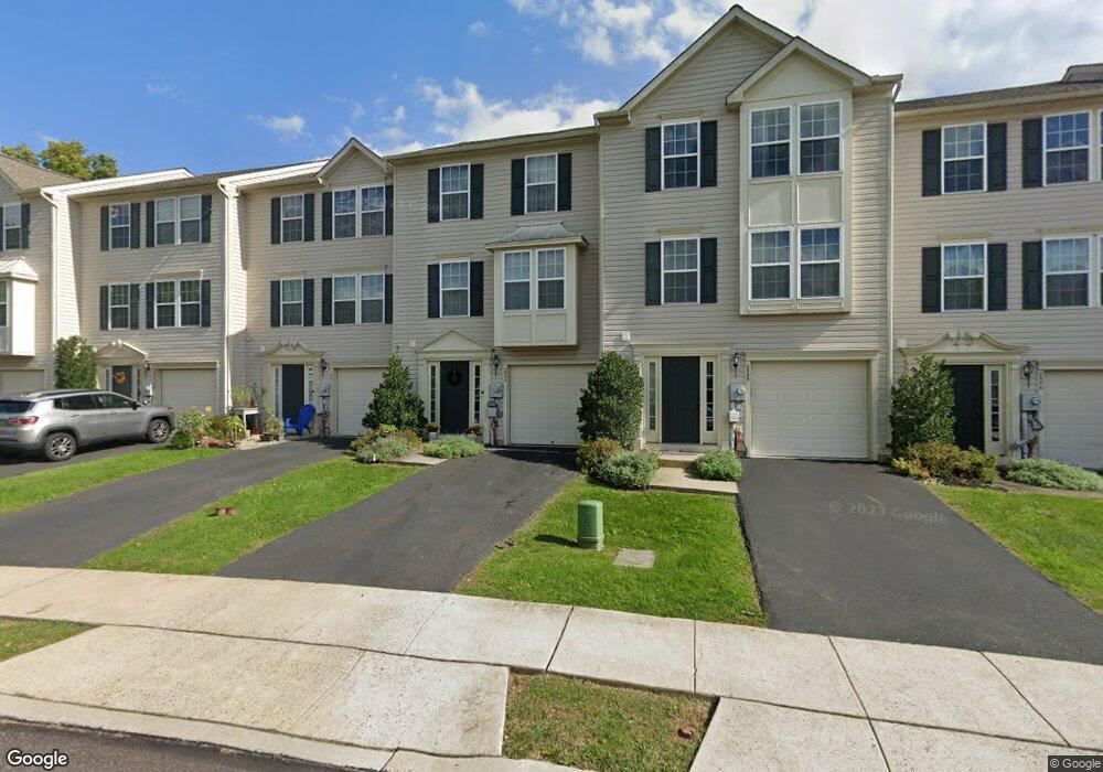 2504 Orchard View Rd unit 25E, Reading, PA 19606 - photo 1