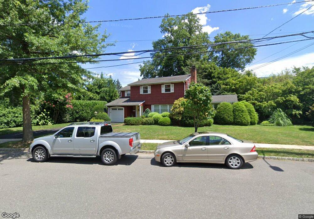 115 Wahnetah Dr, Bound Brook, NJ 08805 - photo 1