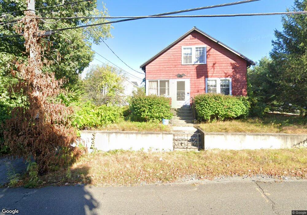 84 Preston St, Wakefield, MA 01880 - photo 1