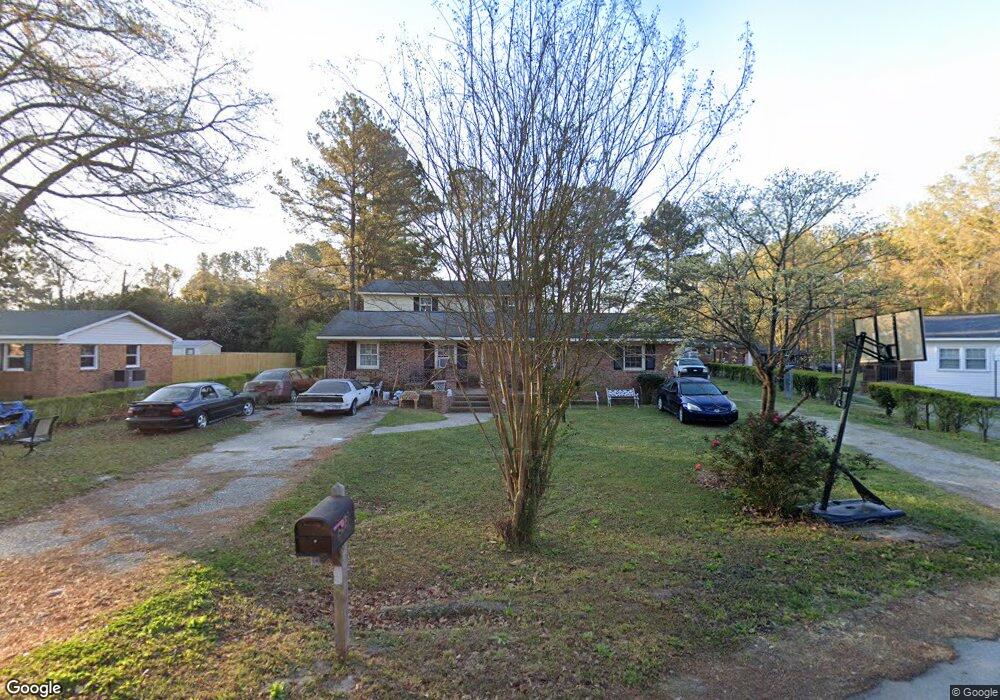 503 Raymond Cir, Laurinburg, NC 28352 - photo 1