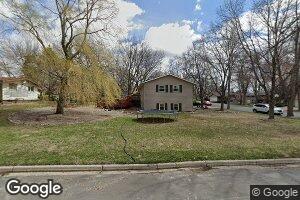 521 5th St N, Winsted, MN 55395